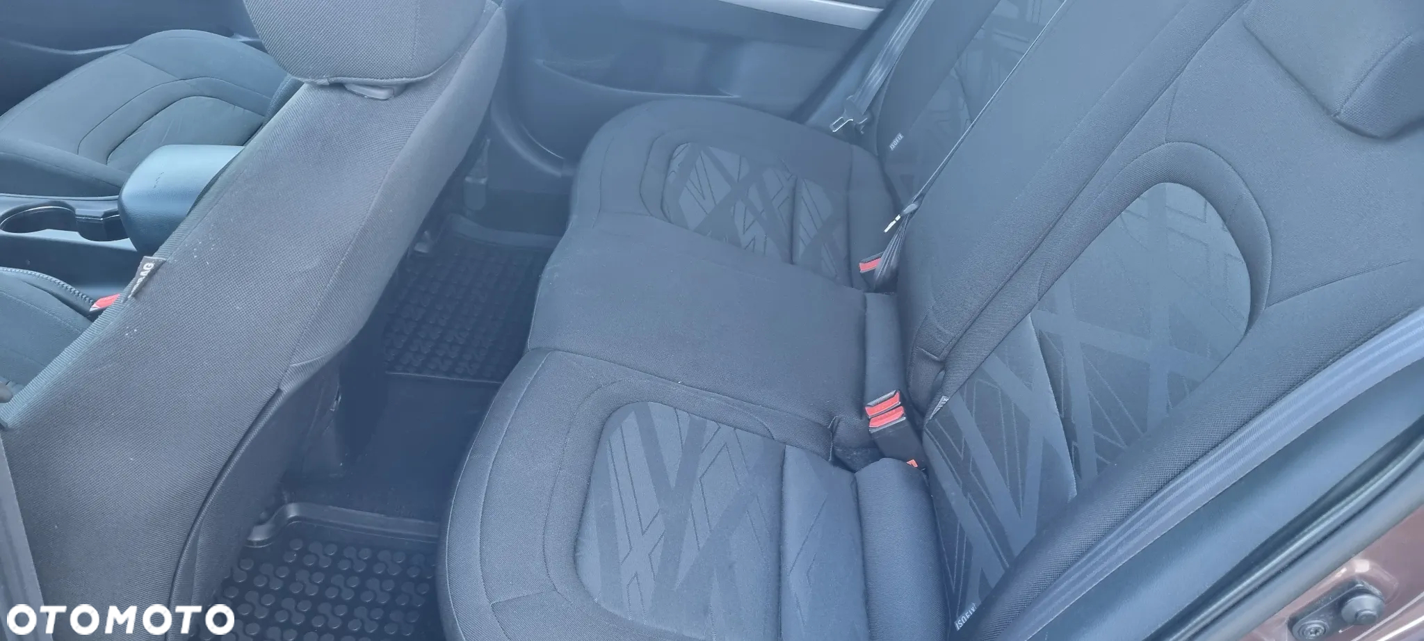 Kia Ceed - 16