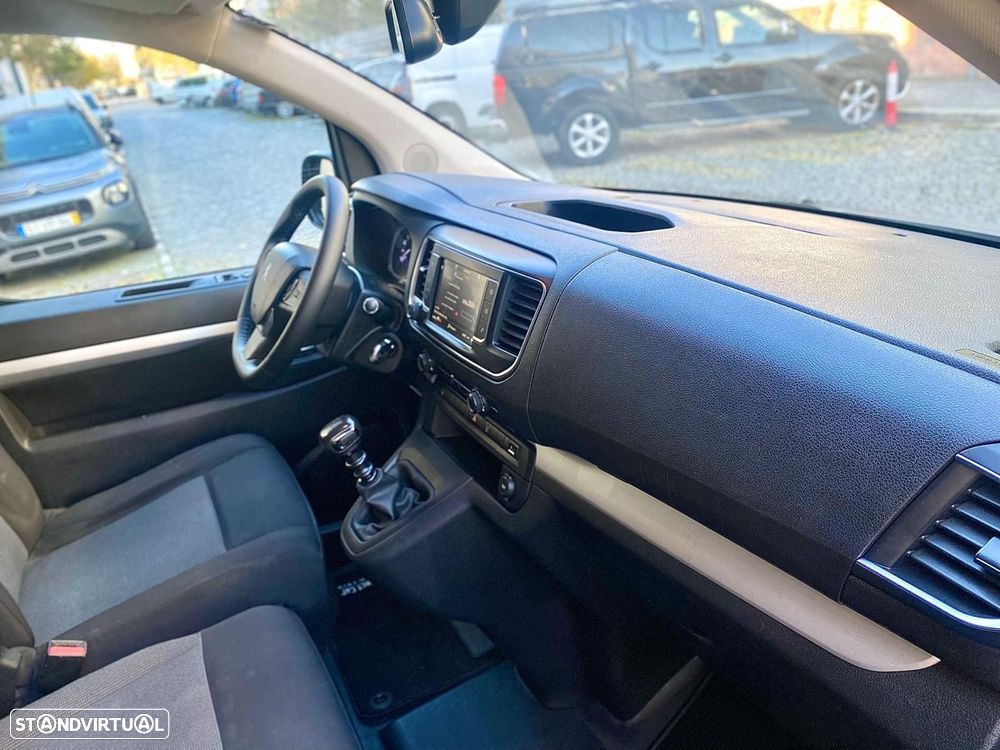 Peugeot Traveller 2.0 BlueHDi L2H1 Business Standard - 28