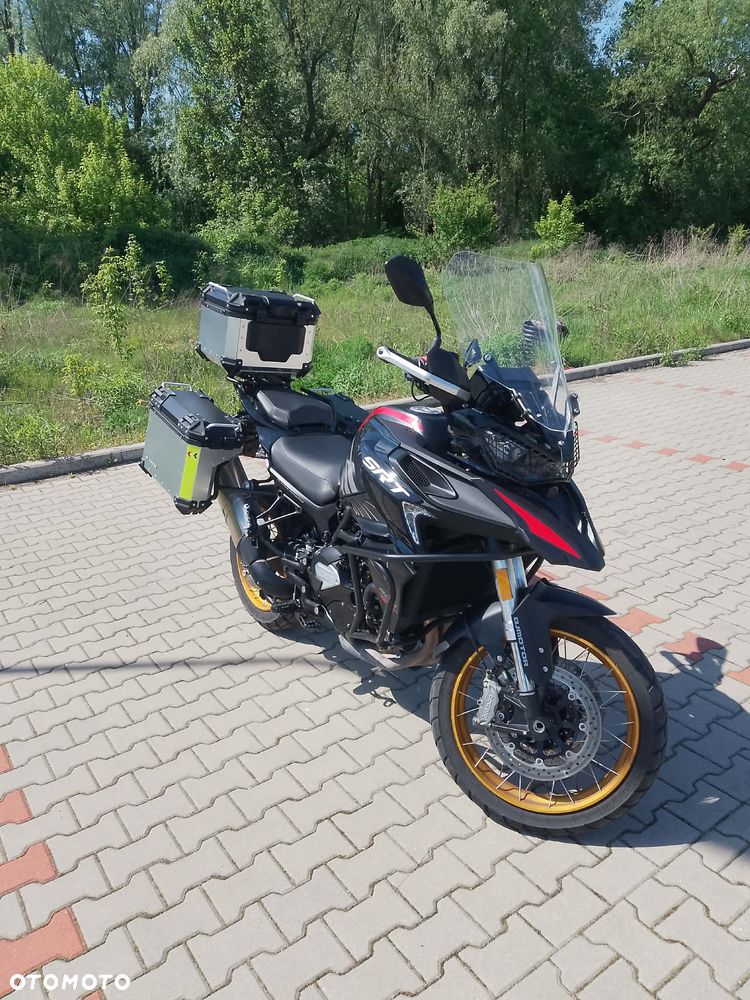QJMOTOR SRT 800SX - 2