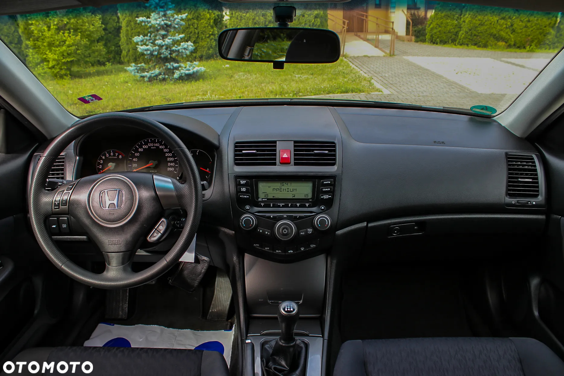 Honda Accord 2.0 Executive - 18