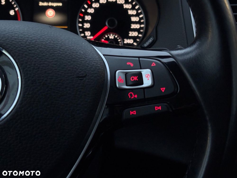 Volkswagen Sharan 1.4 TSI BMT Highline DSG - 27