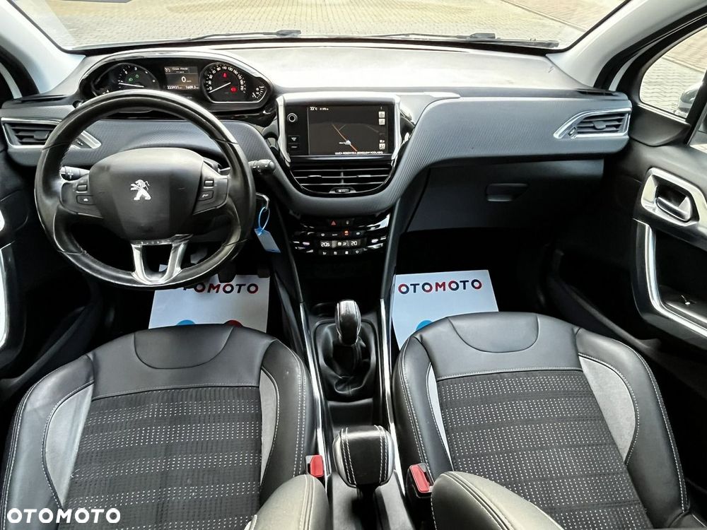Peugeot 2008 - 5