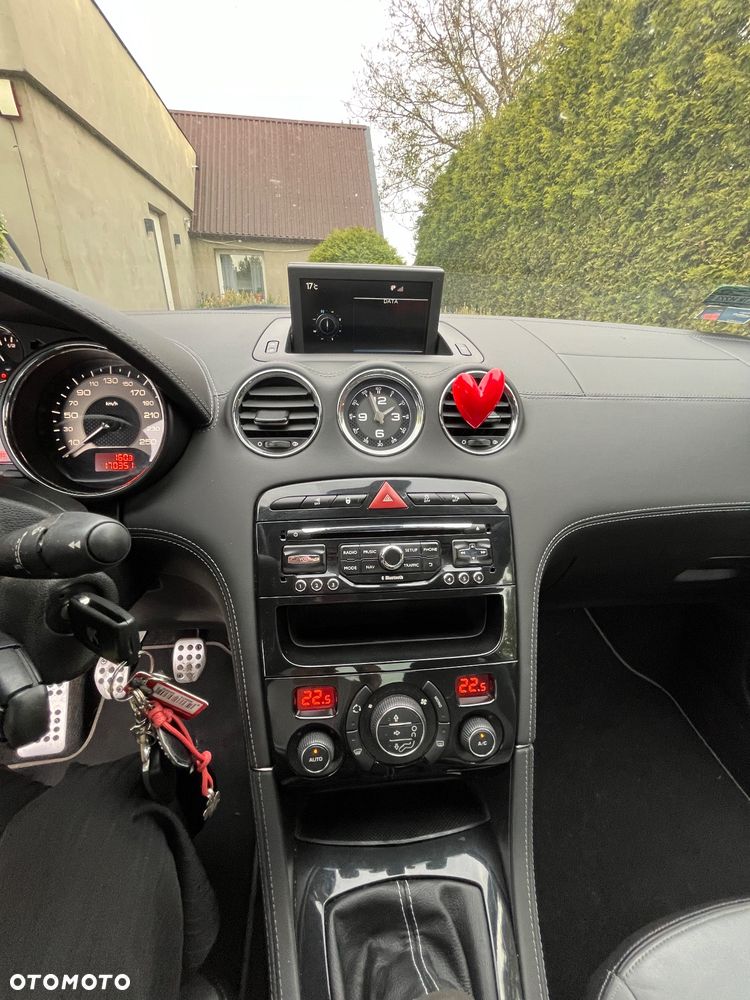 Peugeot RCZ 1.6 THP - 11