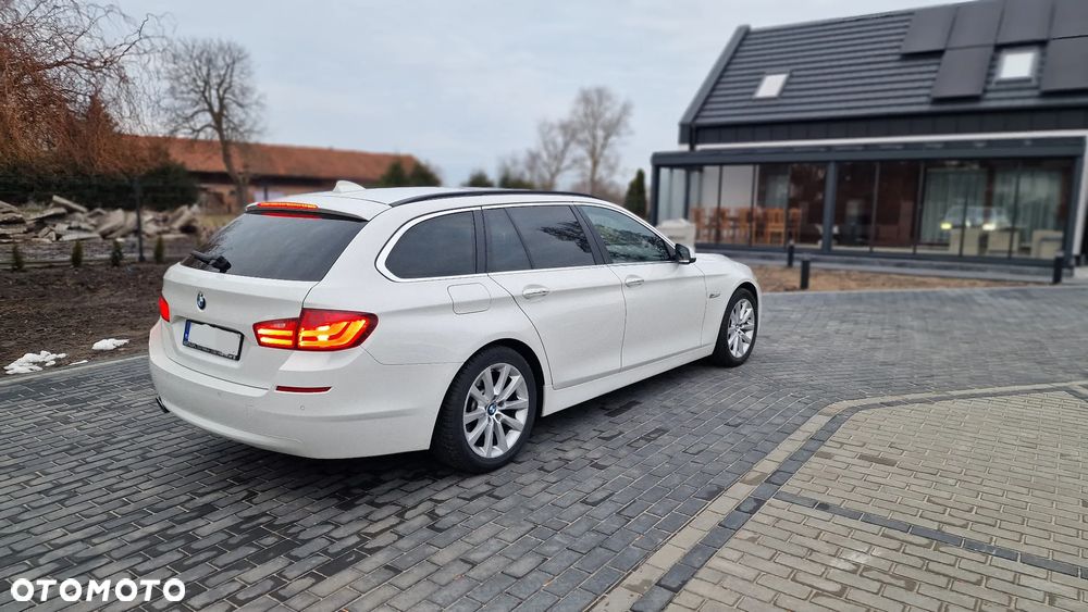 BMW Seria 5 525d xDrive Luxury Line - 6