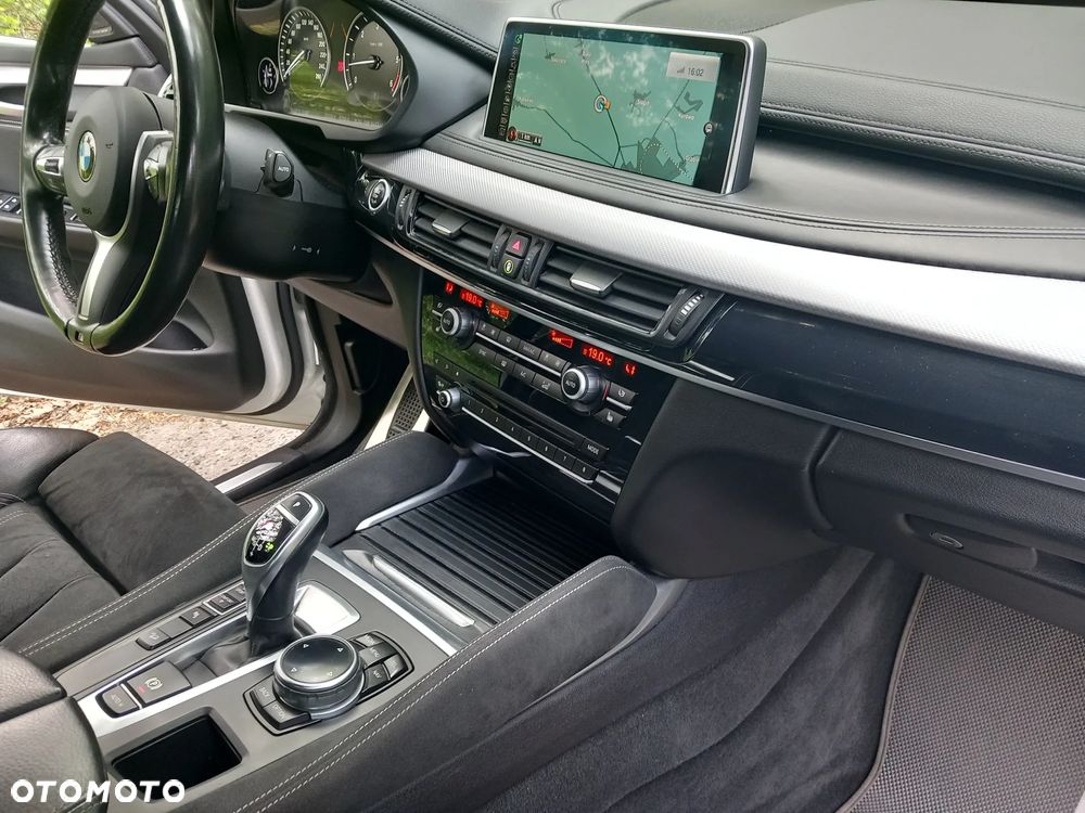 BMW X6 xDriveM50d - 14