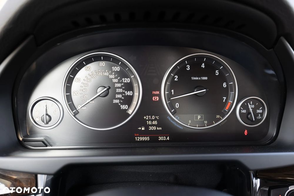 BMW X5 3.5i xDrive - 12