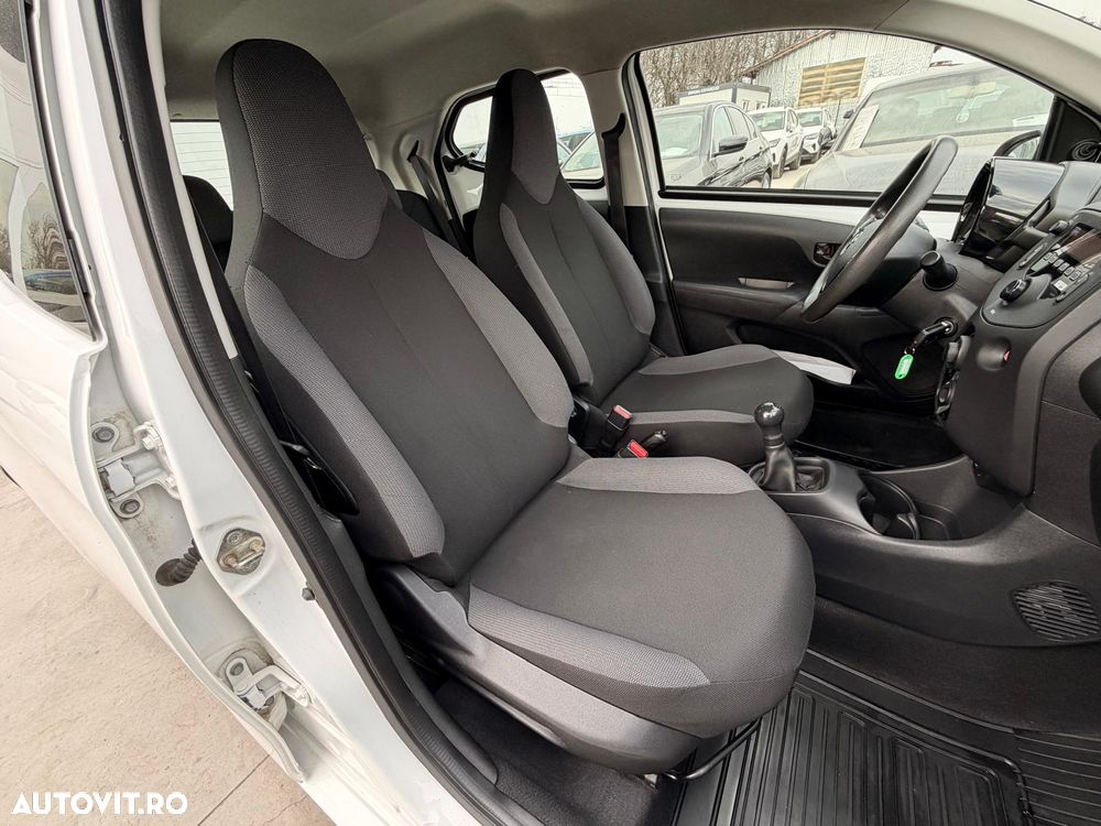 Toyota Aygo 1.0 VVY-I 5 usi X-connect - 10