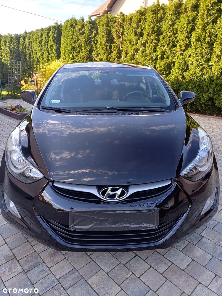 Hyundai Elantra 2013 photo 2