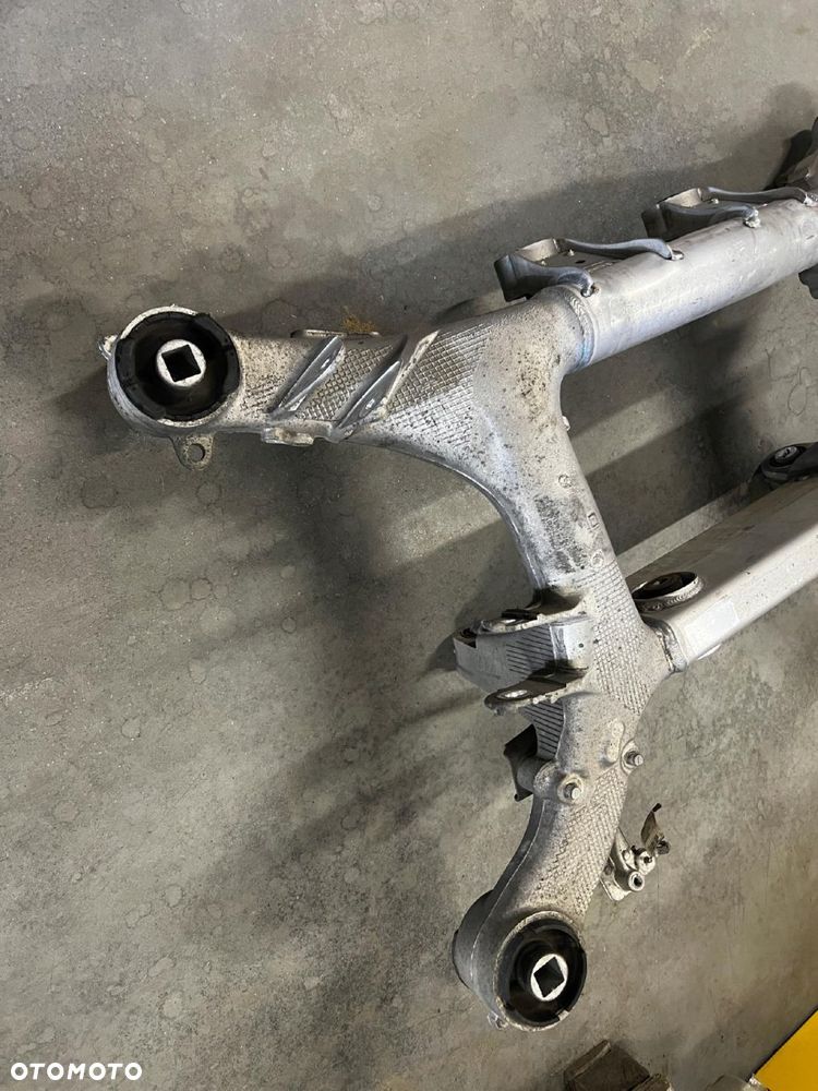 WÓZEK BELKA SANKI ZAWIESZENIE KOŁYSKA TYŁ BMW M5 F90 M8 F91 F92 - 3