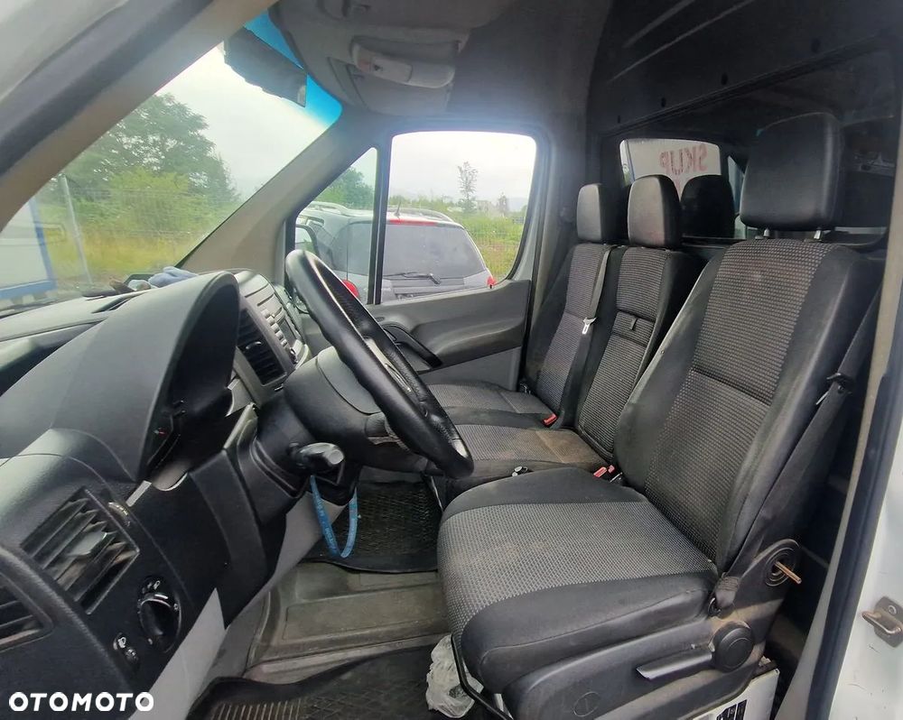 Mercedes-Benz SPRINTER - 7