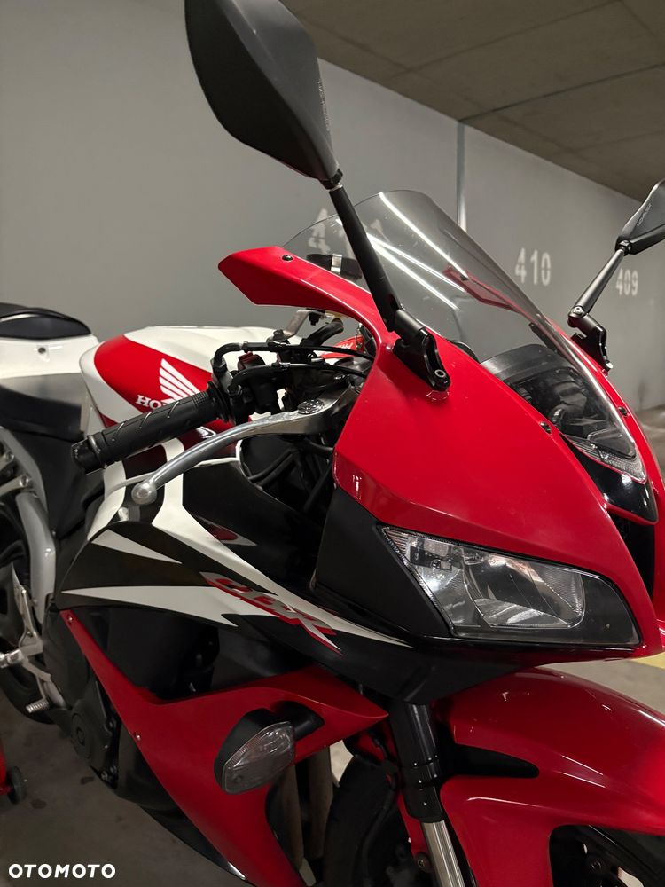 Honda CBR - 17