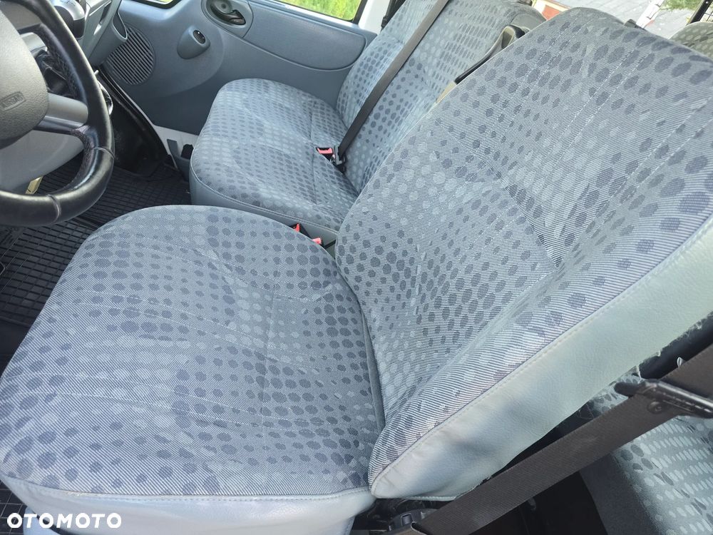 Ford Transit - 11