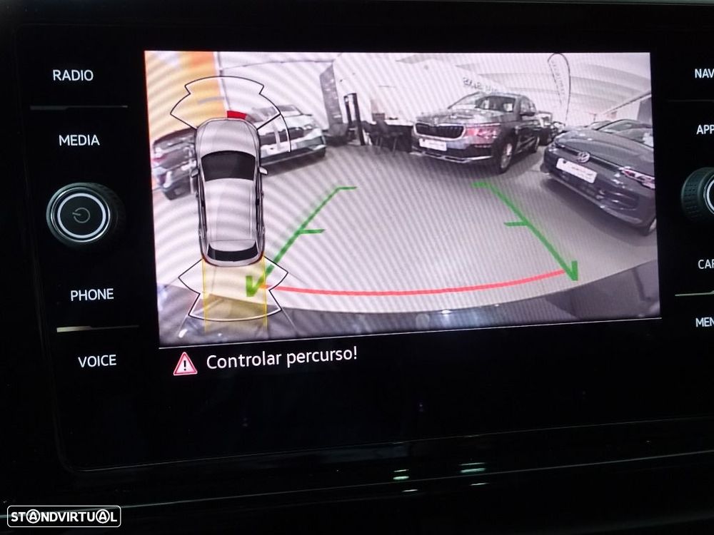 VW T-Roc 1.5 TSI R-Line DSG - 29