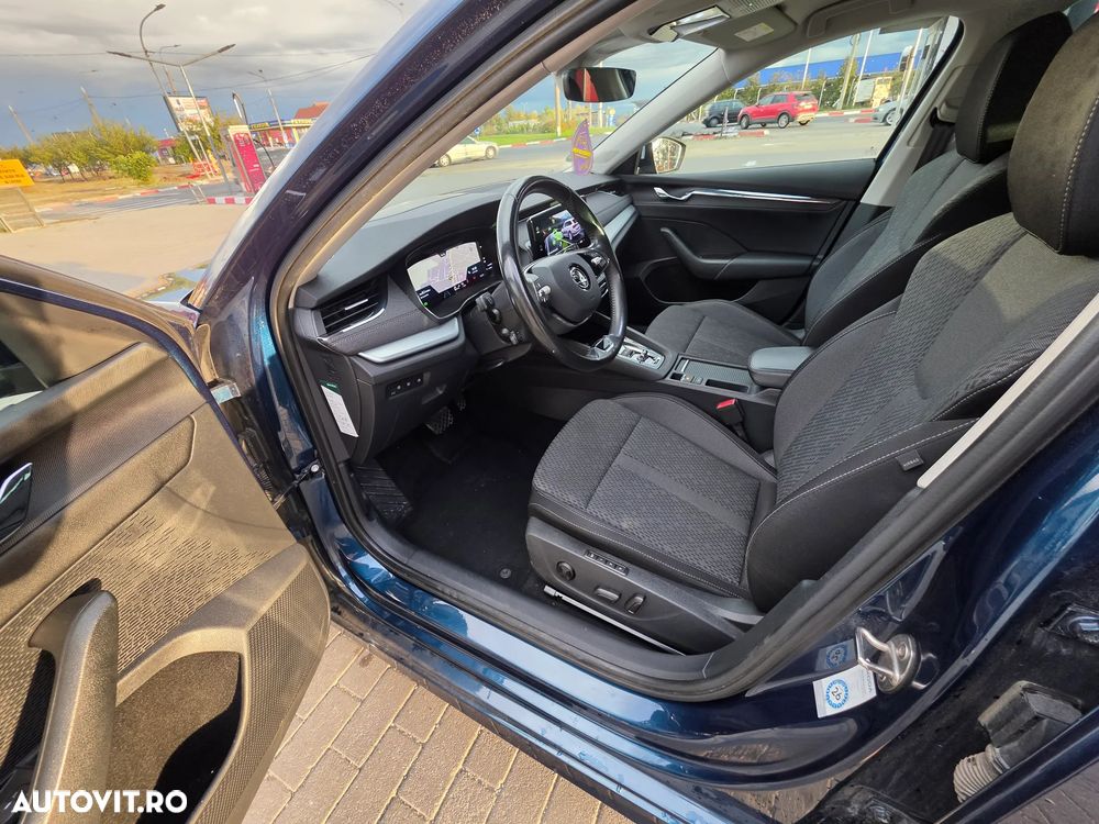 Skoda Octavia 2.0 TDI DSG Style - 2