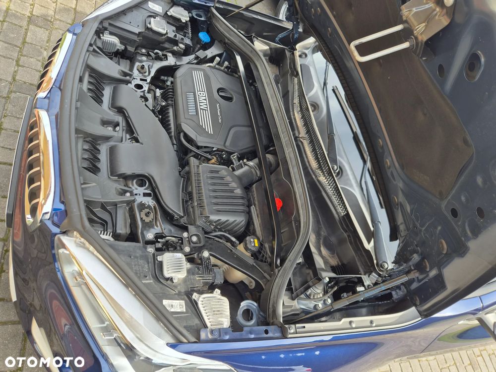 BMW X1 sDrive18i - 23