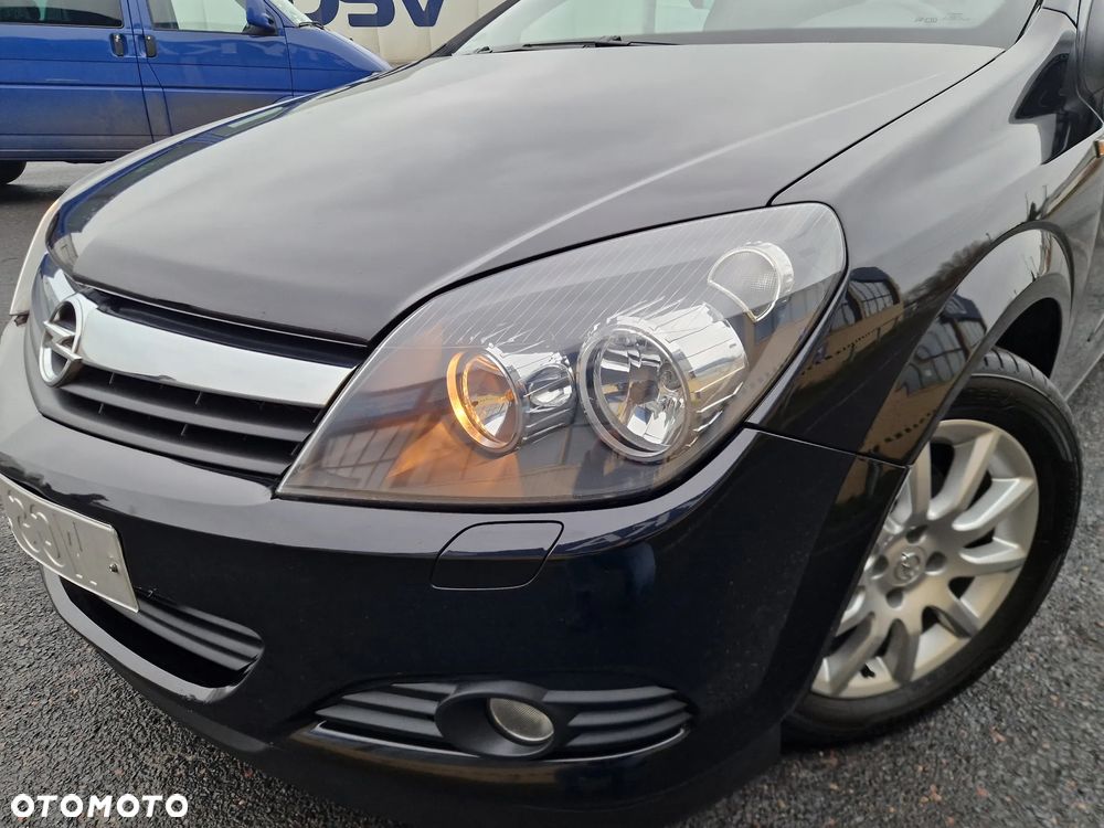 Opel Astra 1.6 Edition - 11