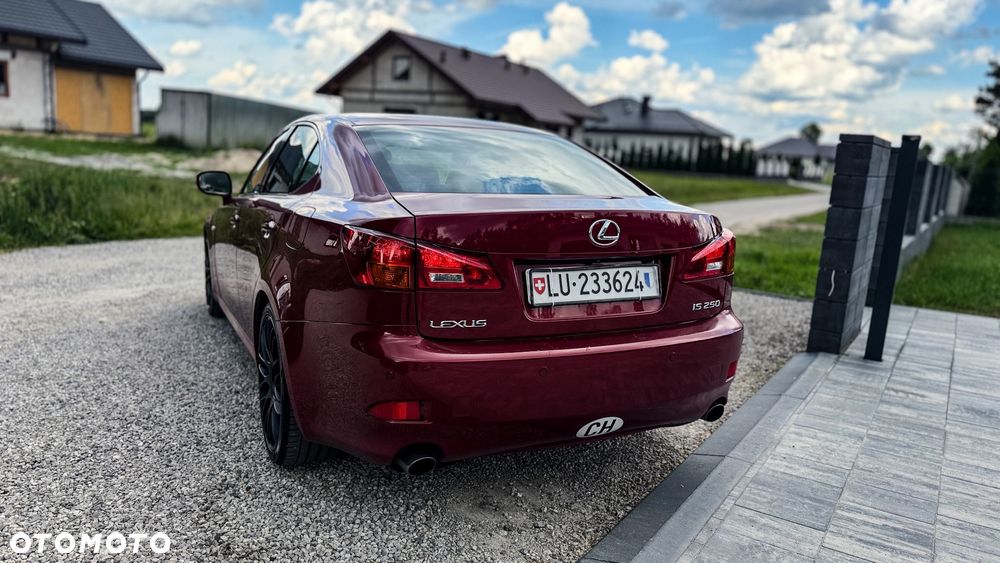 Lexus IS 250 Prestige - 21