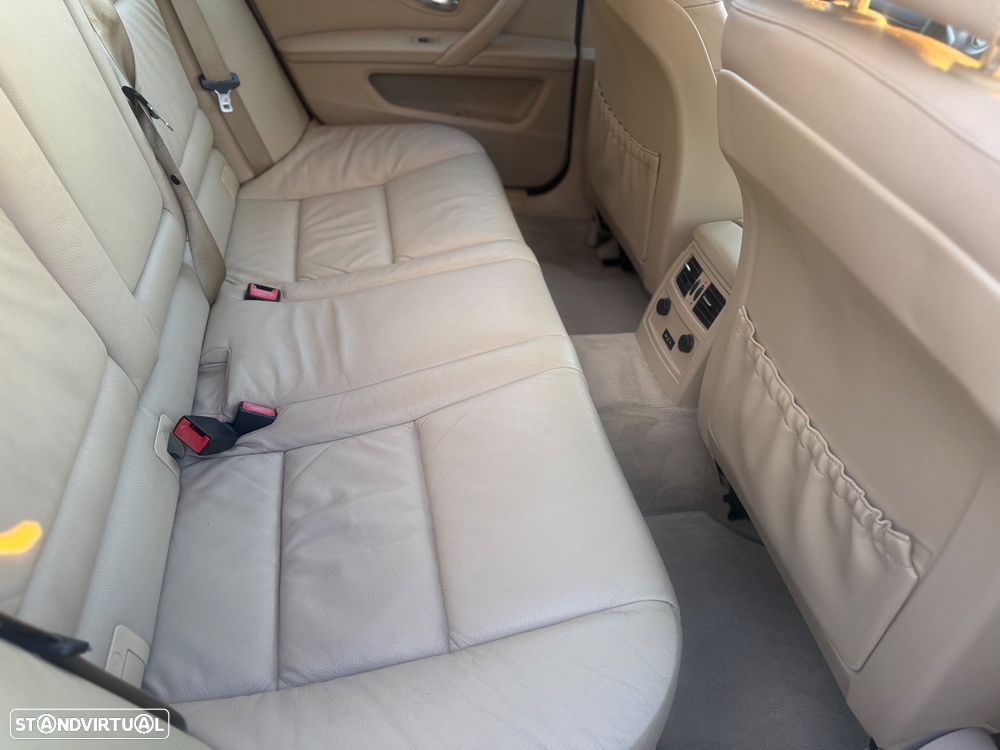 BMW 520 dA Touring - 23