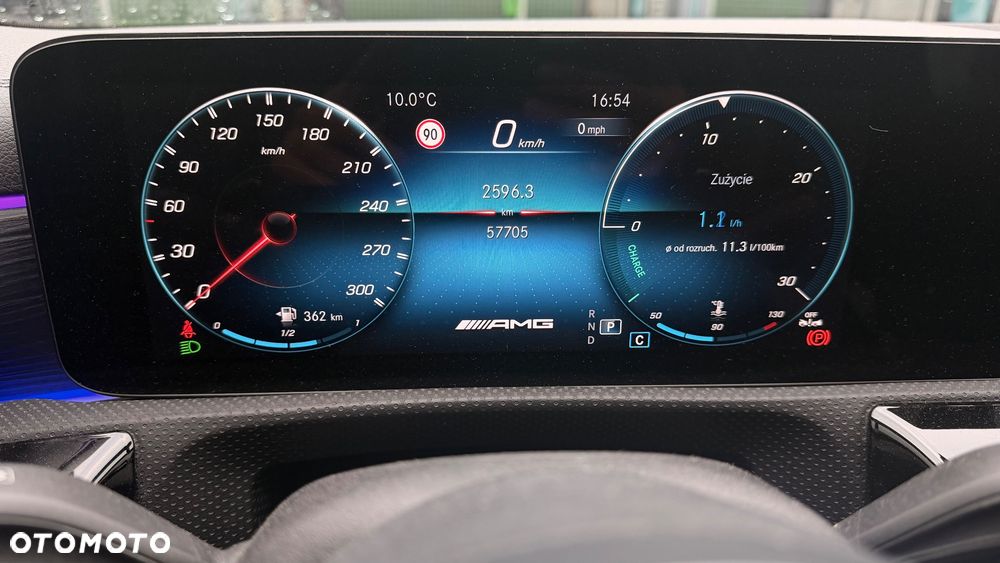 Mercedes-Benz CLA - 8