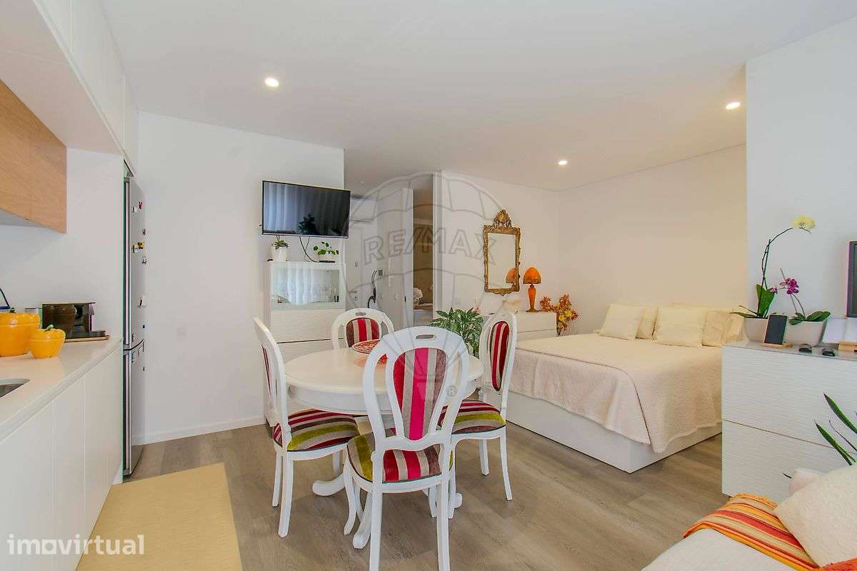 Apartamento T0 para venda - Grande imagem: 2/8