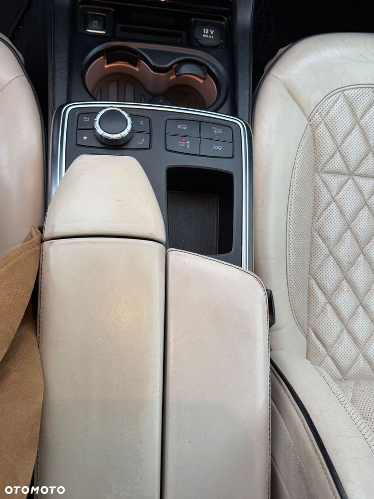 Mercedes-Benz GL 350 BlueTec 4-Matic - 29