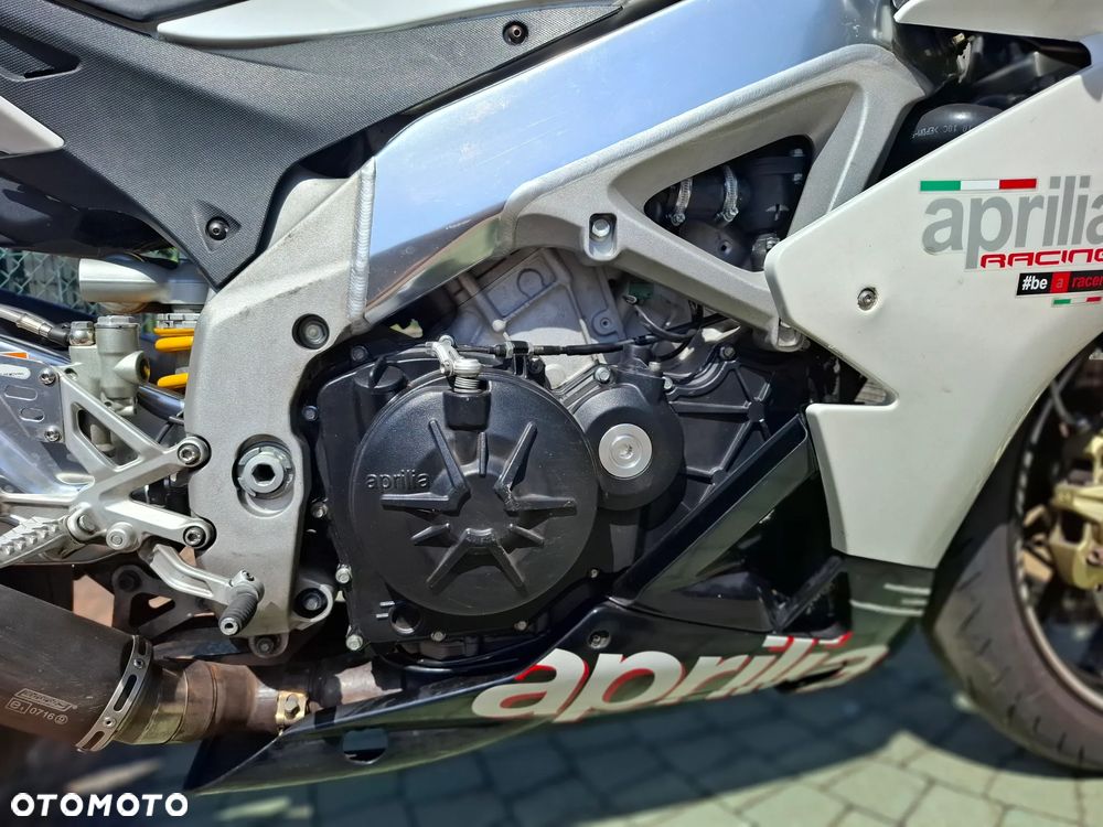 Aprilia RSV - 11