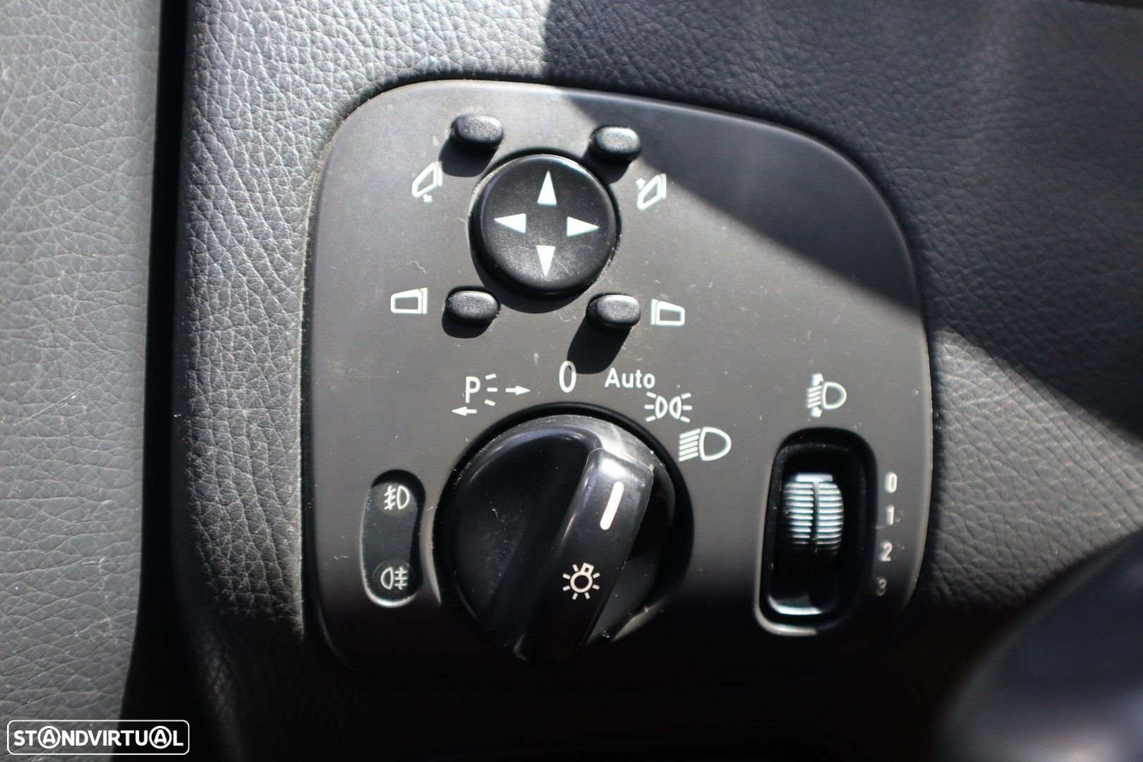 Mercedes-Benz CLK 270 CDi Avantgarde - 32