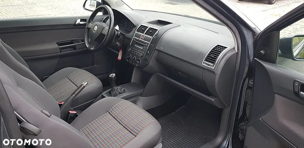 Volkswagen Polo 1.2 Comfortline - 13