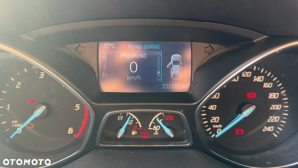 Ford Kuga - 9