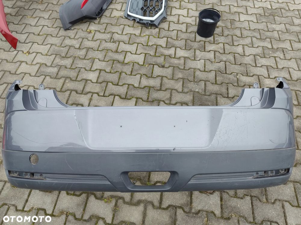 Ssangyong Tivoli Grand ZDERZAK tyl - 1