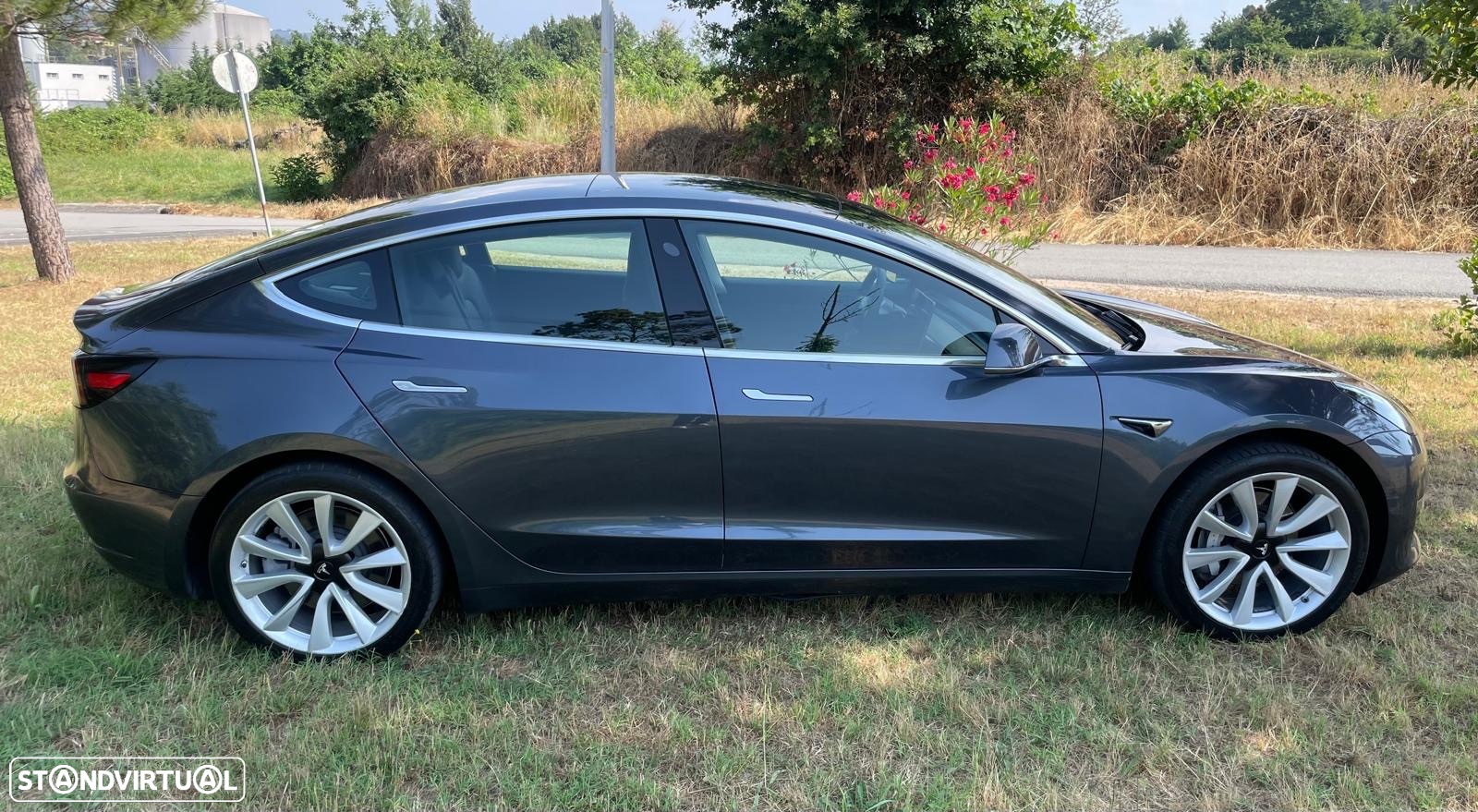 Tesla Model 3 Long-Range Dual Motor AWD - 21