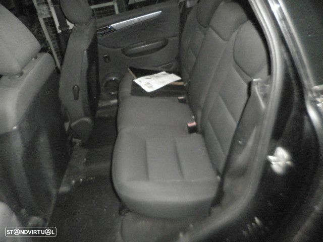 Carro MOT: 640940 CXVEL: A7112610101 MERCEDES CLASS B 245 2009 180 2.0CDI 109CV 5P PRETO DIESEL - 7