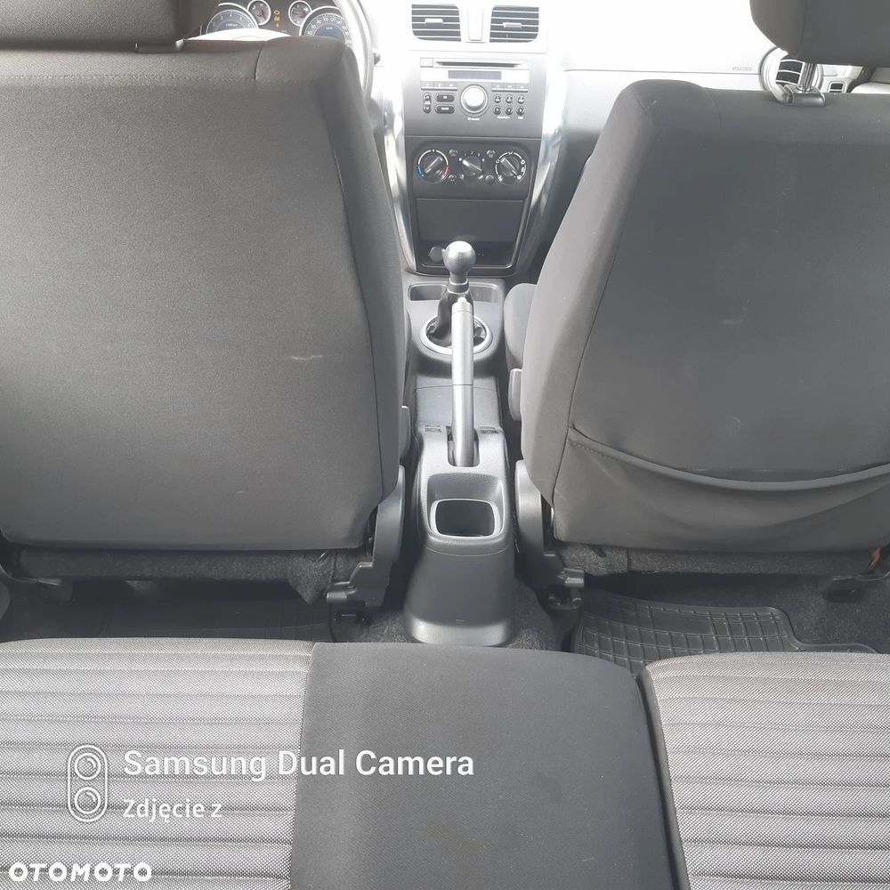 Suzuki SX4 - 17