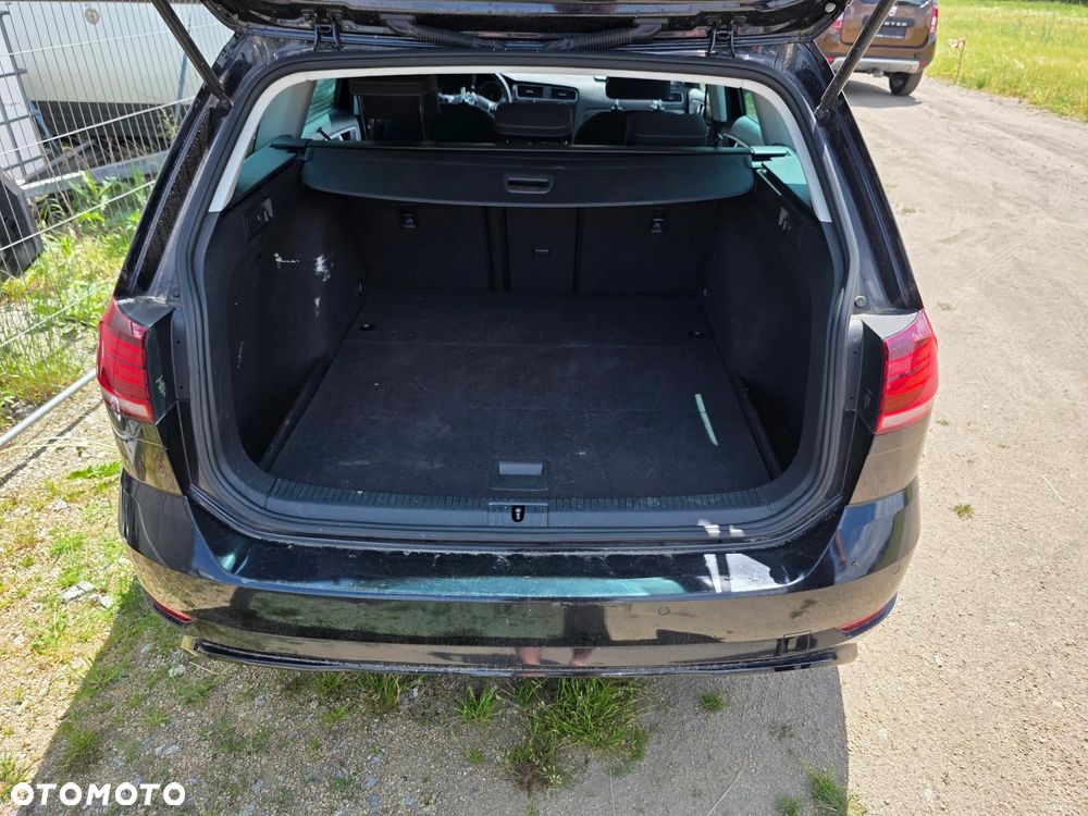Volkswagen Golf 2.0 TDI SCR DSG Join - 24