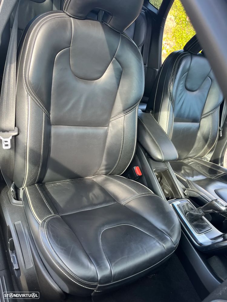 Volvo V40 - 14