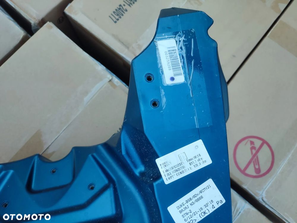 Bak, zbiornik paliwa KTM 390 Adventure - 32