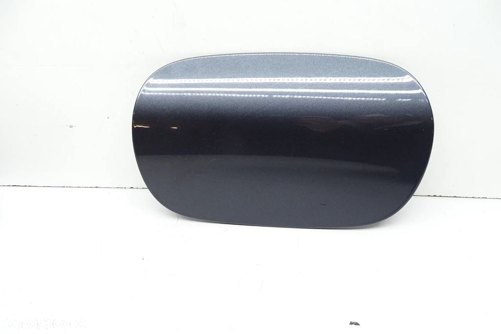 MERCEDES C KLASA W205 Klapka Wlewu Paliwa  2057570106  0005846517 - 2