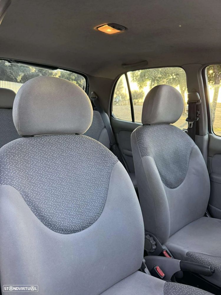 Nissan Micra 1.0 Luxury AC - 20