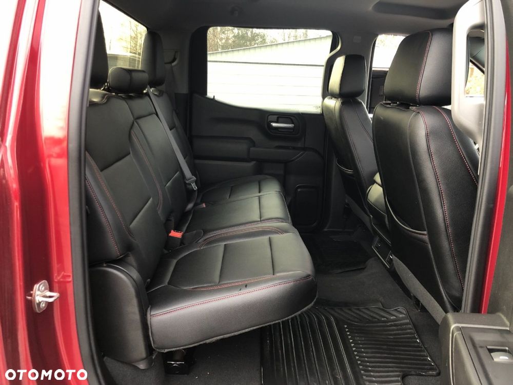 Chevrolet Silverado - 24