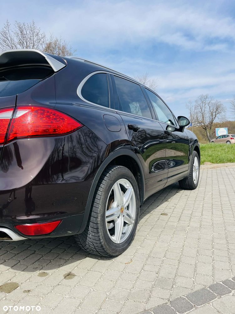 Porsche Cayenne - 15