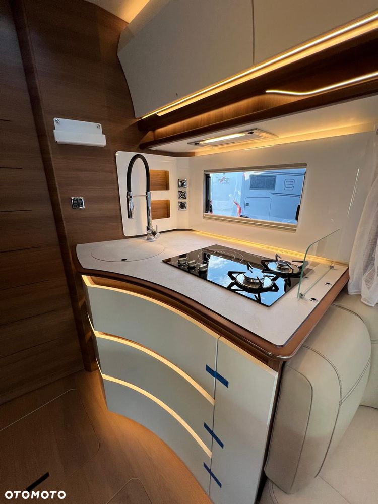 Rapido i166M DISTINCTION - aktywny tempomat DISTRONIC, ALDE, skórzana tapicerka - 23