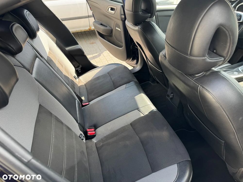 Citroën DS4 Cross 1.6 THP Be Chic S&S EAT6 - 12