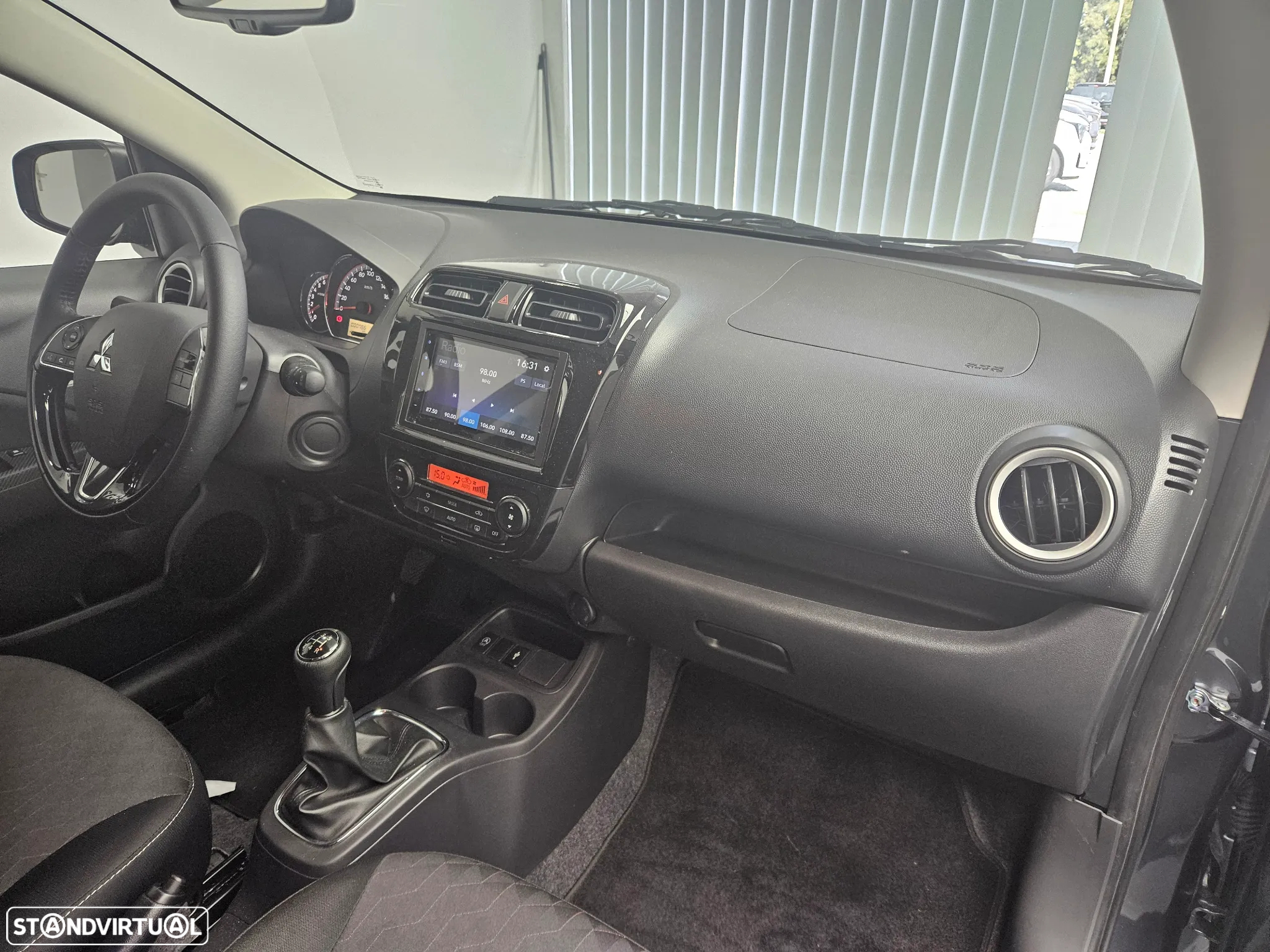Mitsubishi Space Star 1.2 Intense Connect Edition - 20