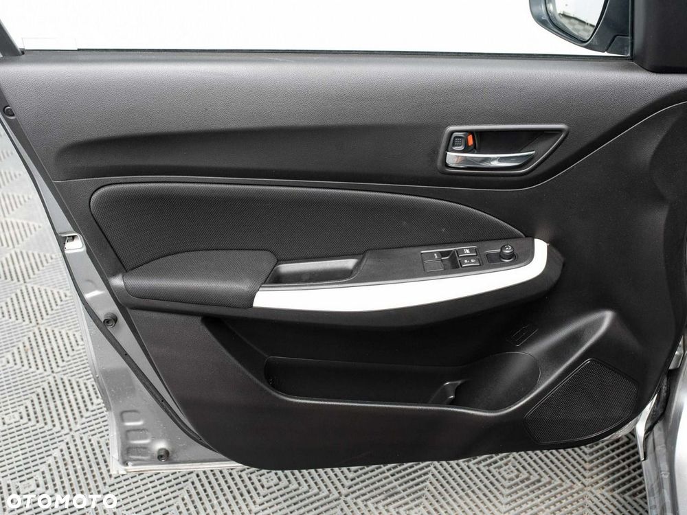 Suzuki Swift - 10