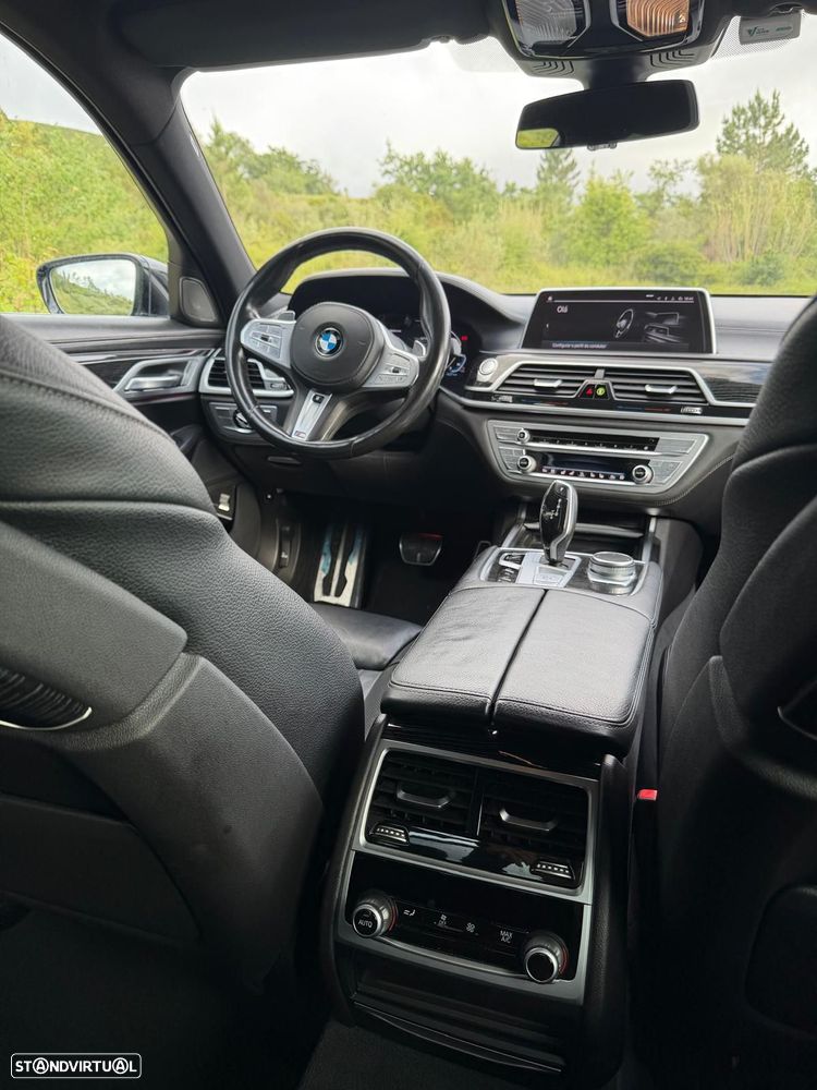 BMW 745 e iPerformance Pack M Auto - 10