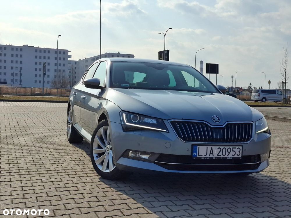 Skoda Superb 2.0 TSI Style DSG - 12