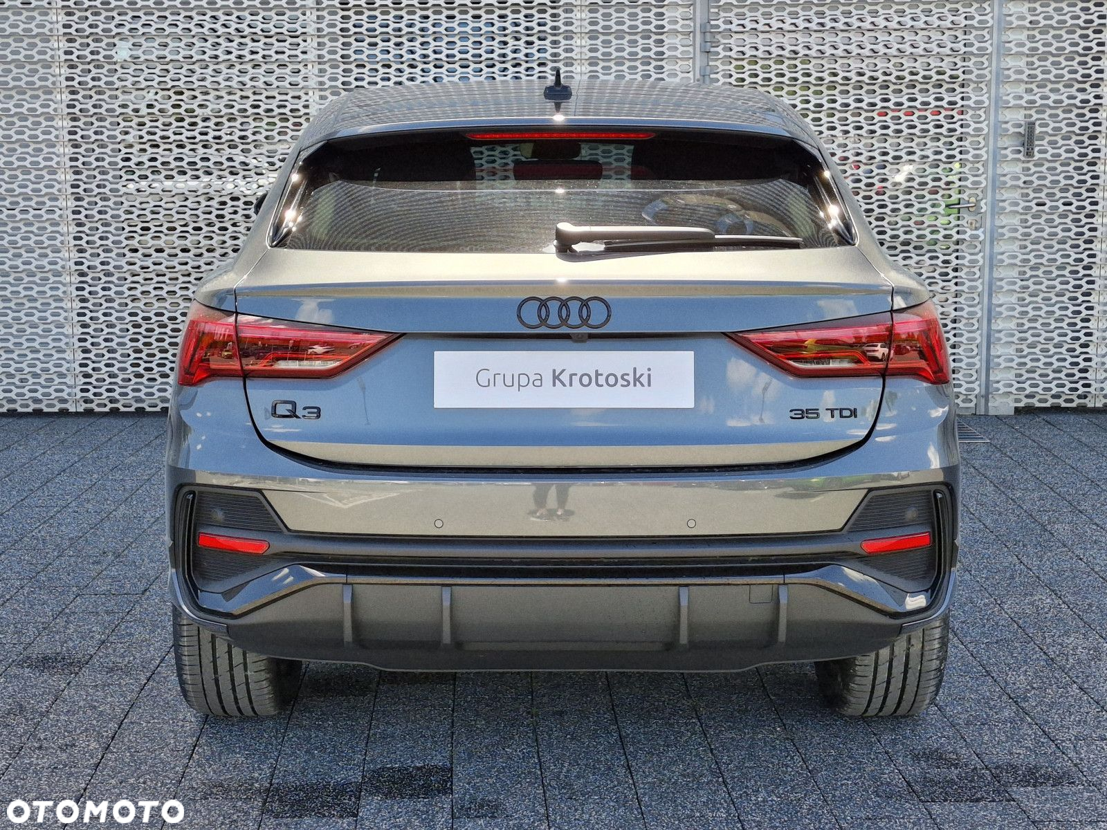 Audi Q3 Sportback - 4