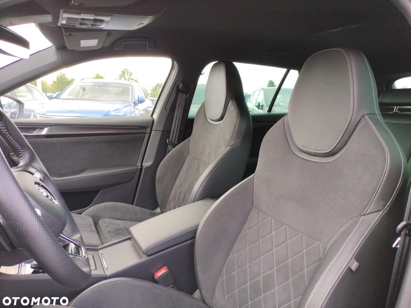 Skoda Superb 2.0 TSI Sportline DSG - 11