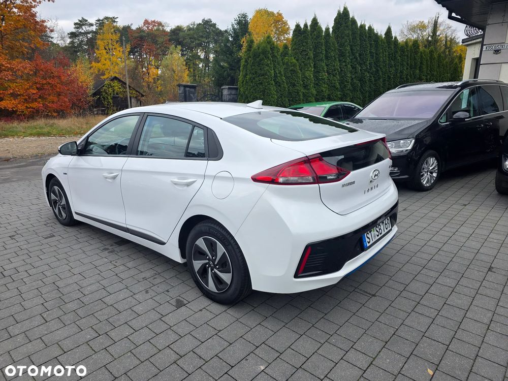 Hyundai IONIQ - 6