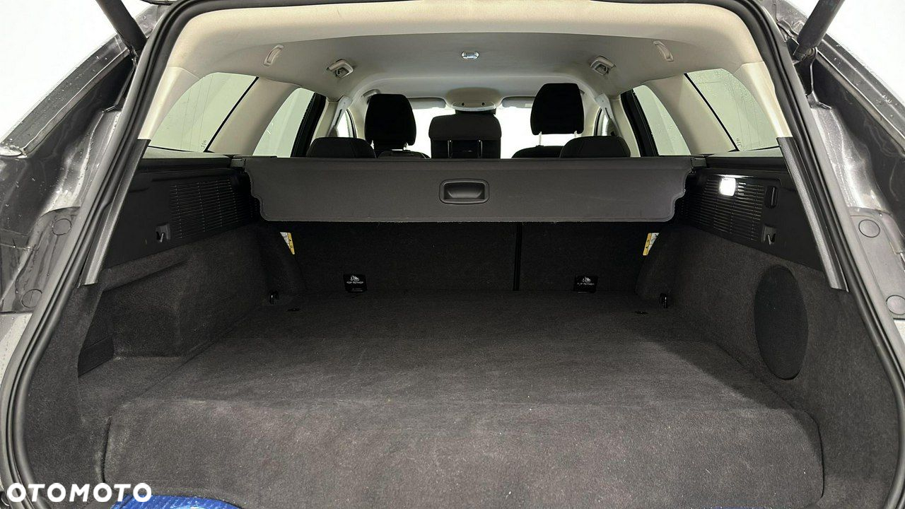 Ford Mondeo - 11